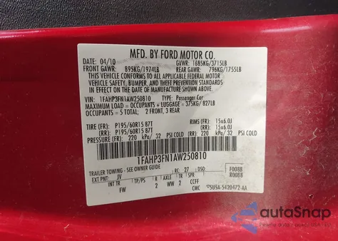 2010 Ford Focus Se z USA, uszkodzony, nr VIN 1FAHP3FN1AW250810